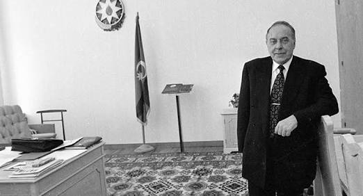 AZERBAIJAN COMMEMORATES 14TH ANNIVERSARY OF HEYDAR ALIYEV’S DEATH